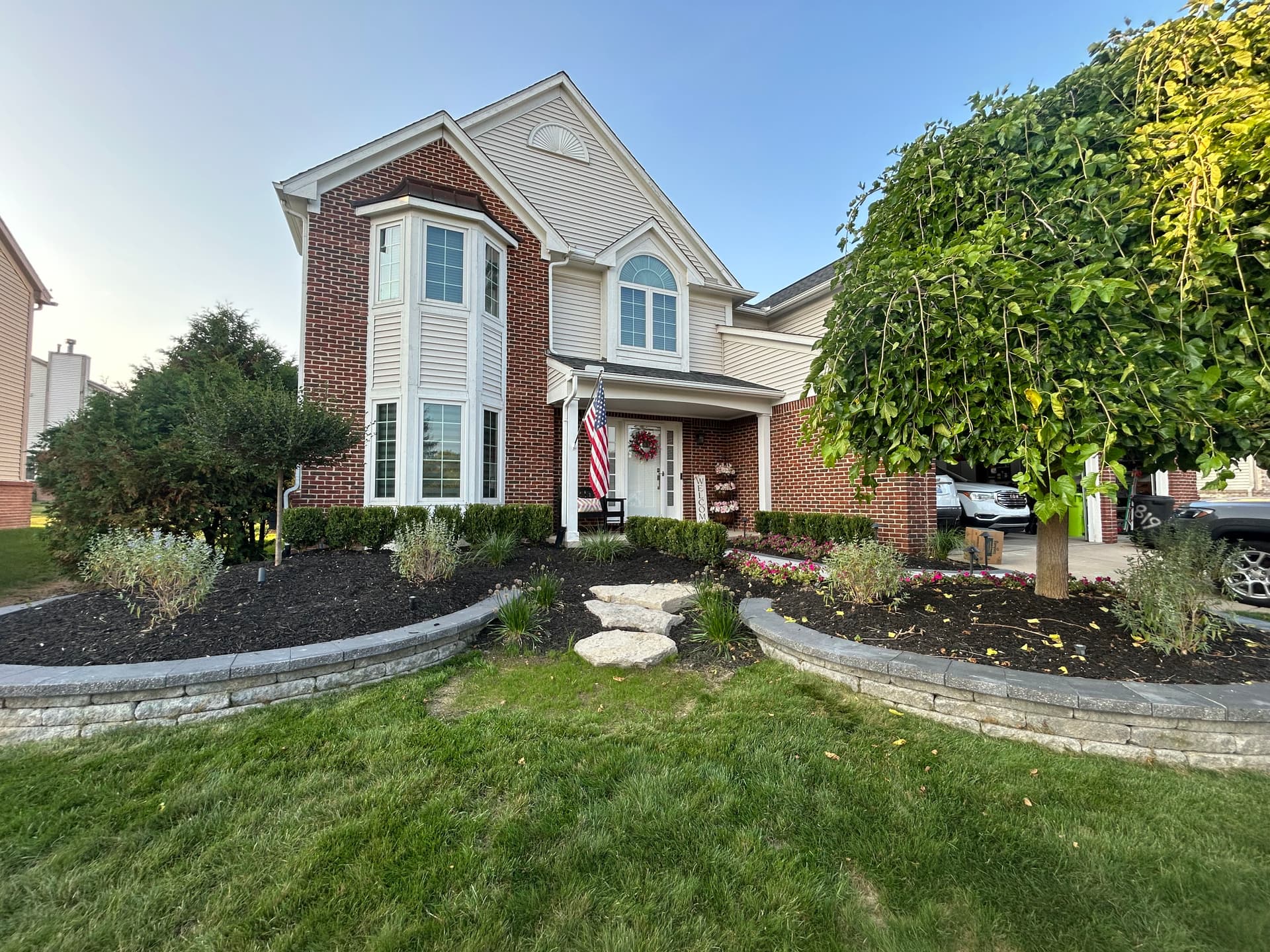 Gallery photos for Custom Paver Patio, Walkways and Full Landscape Installation in South Lyon: Image #8