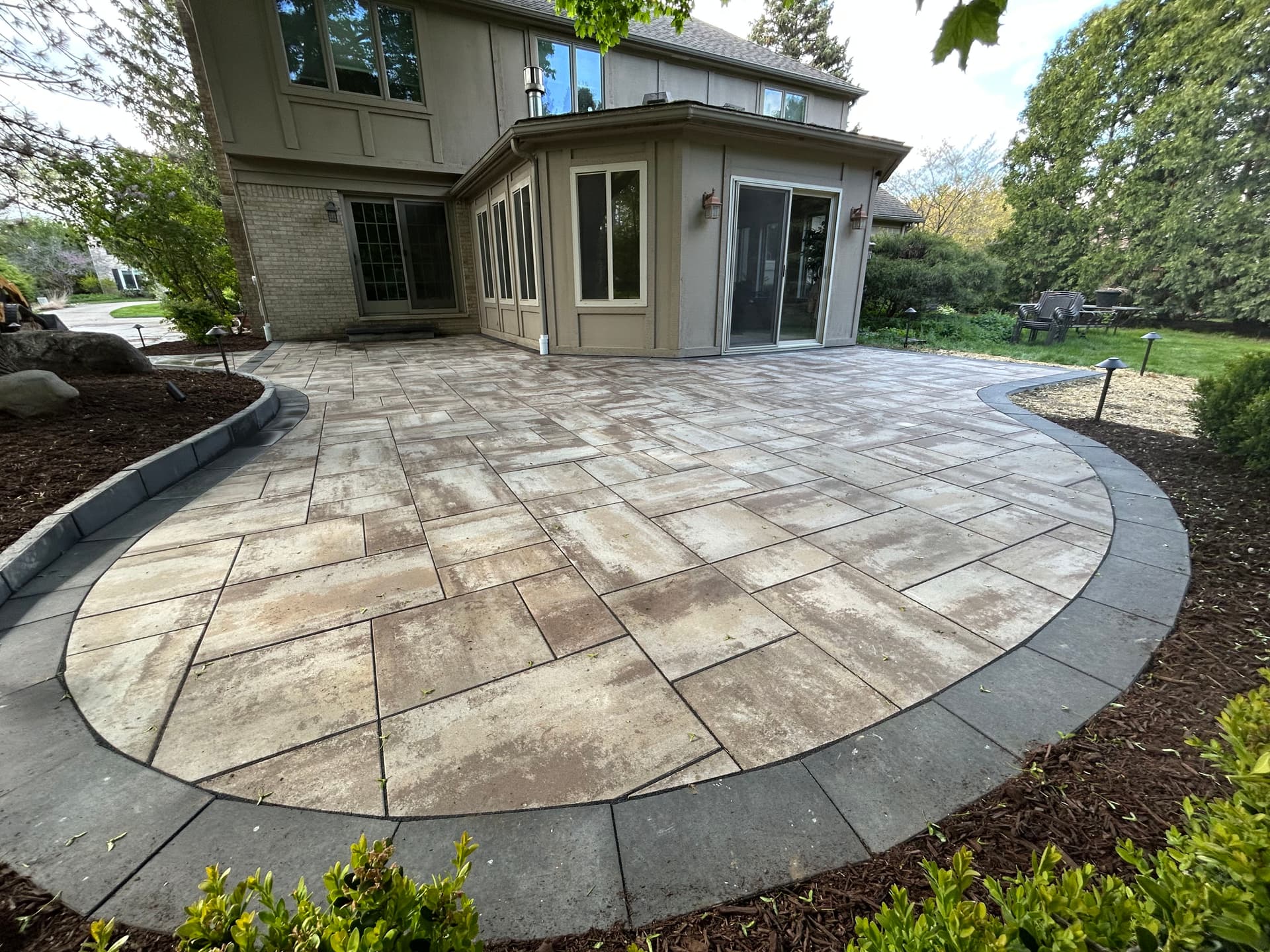 Gallery photos for Large Paver Patio and Walkway Built for Day and Night Use: Image #3