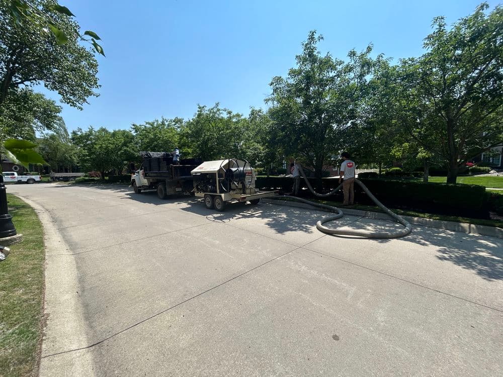 Efficient Mulch Blowing for HOA in Novi image